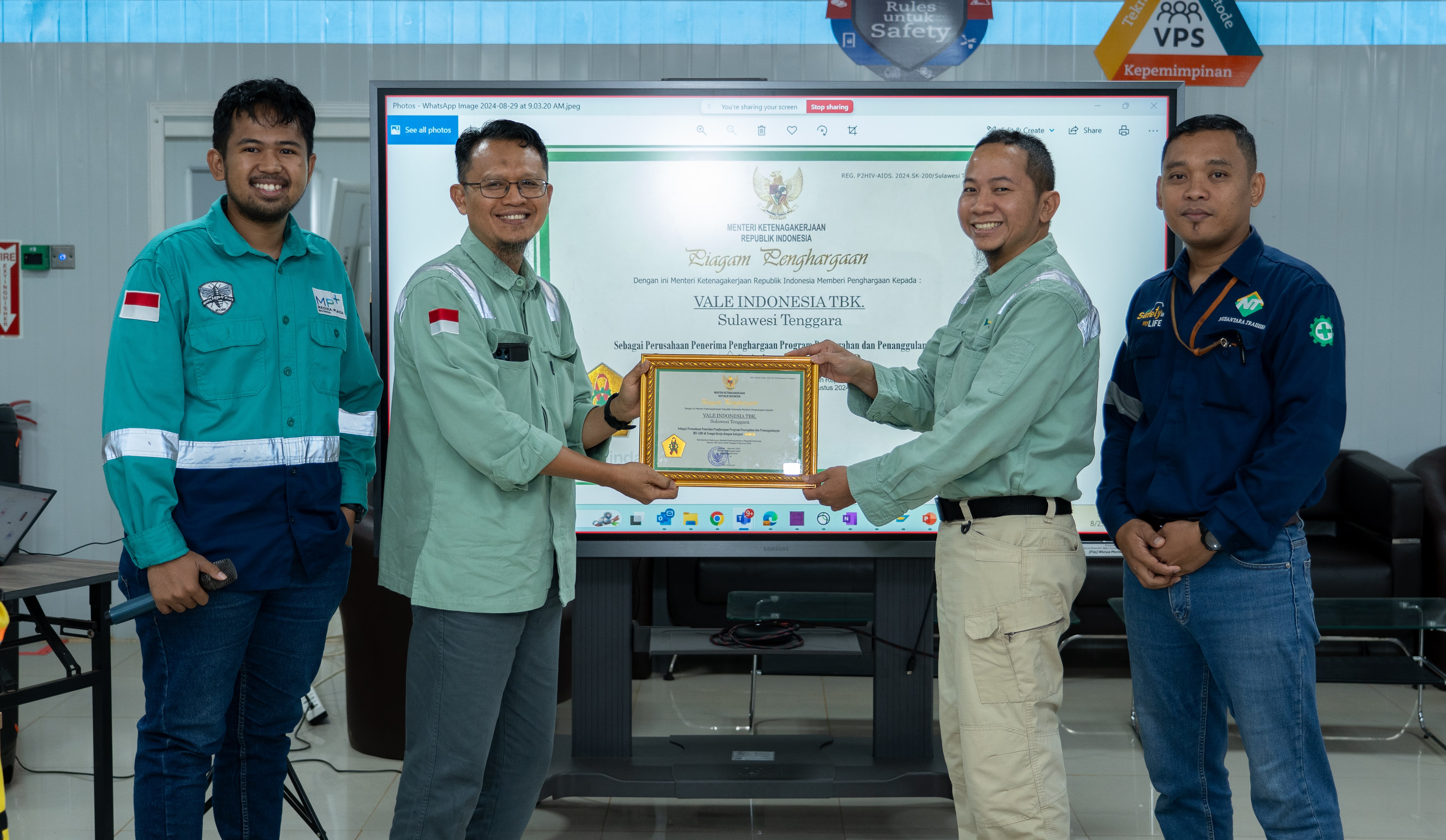 Dukung Penanggulangan HIV/AIDS, PT Vale IGP Pomalaa Raih Penghargaan Kemnaker Kategori Gold