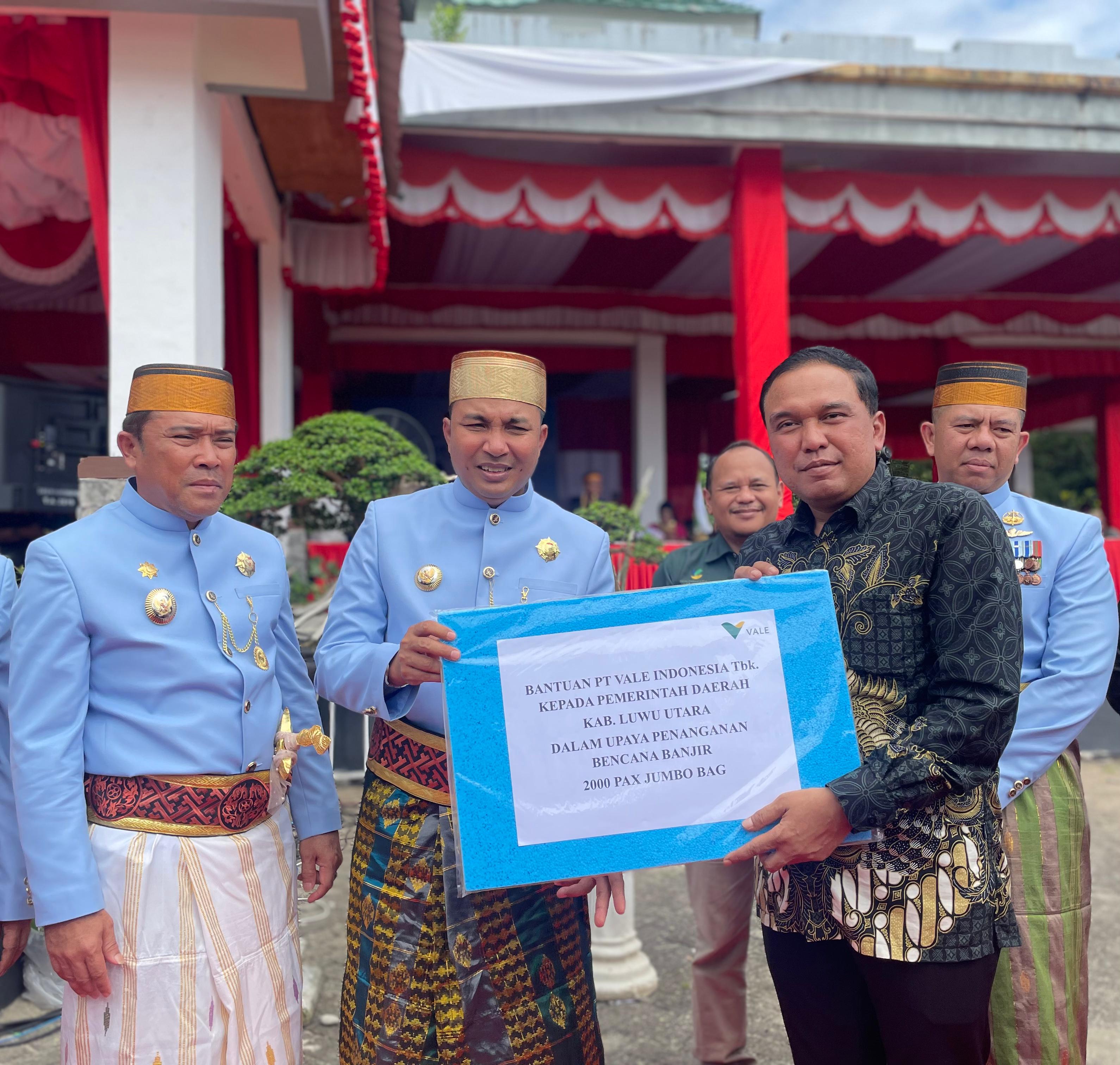 Kontribusi Nyata Bagi Komunitas, PT Vale Andil Dukung Penanganan Pasca Banjir Luwu Utara