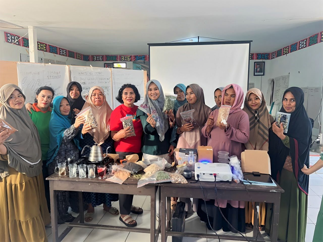PT Vale  Dorong Kemandirian Warga Baula  pada Sektor Kesehatan melalui Pelatihan Herbal