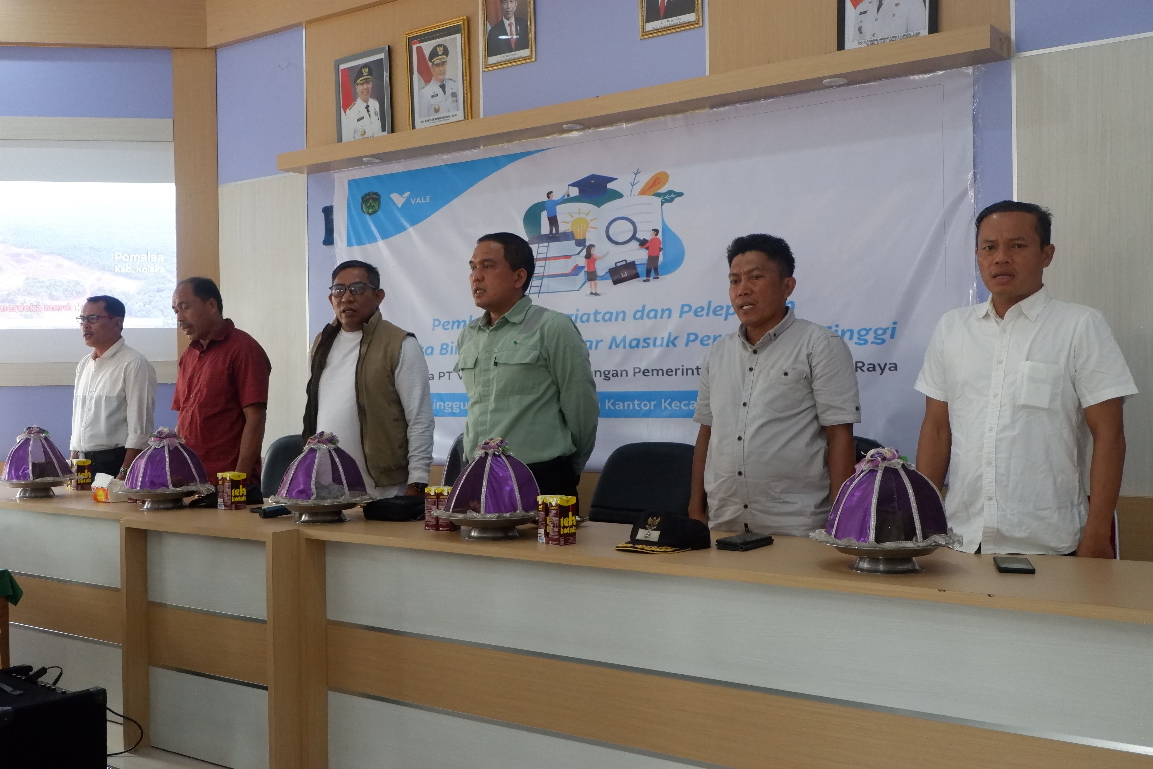 Gelar Bimbingan Belajar, PT Vale Dorong Peningkatan Kualitas Pendidikan Generasi Muda Loeha Raya