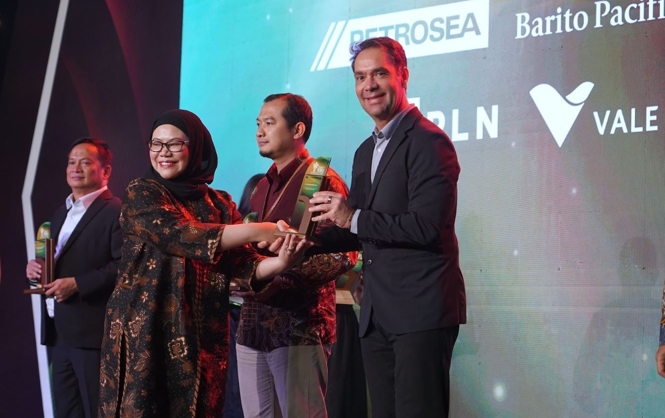 Reinforcing Its Role as a Pioneer in Community-Based Sustainable Development, PT Vale Indonesia Wins Community Empowerment Award at ESG Appreciation 2025