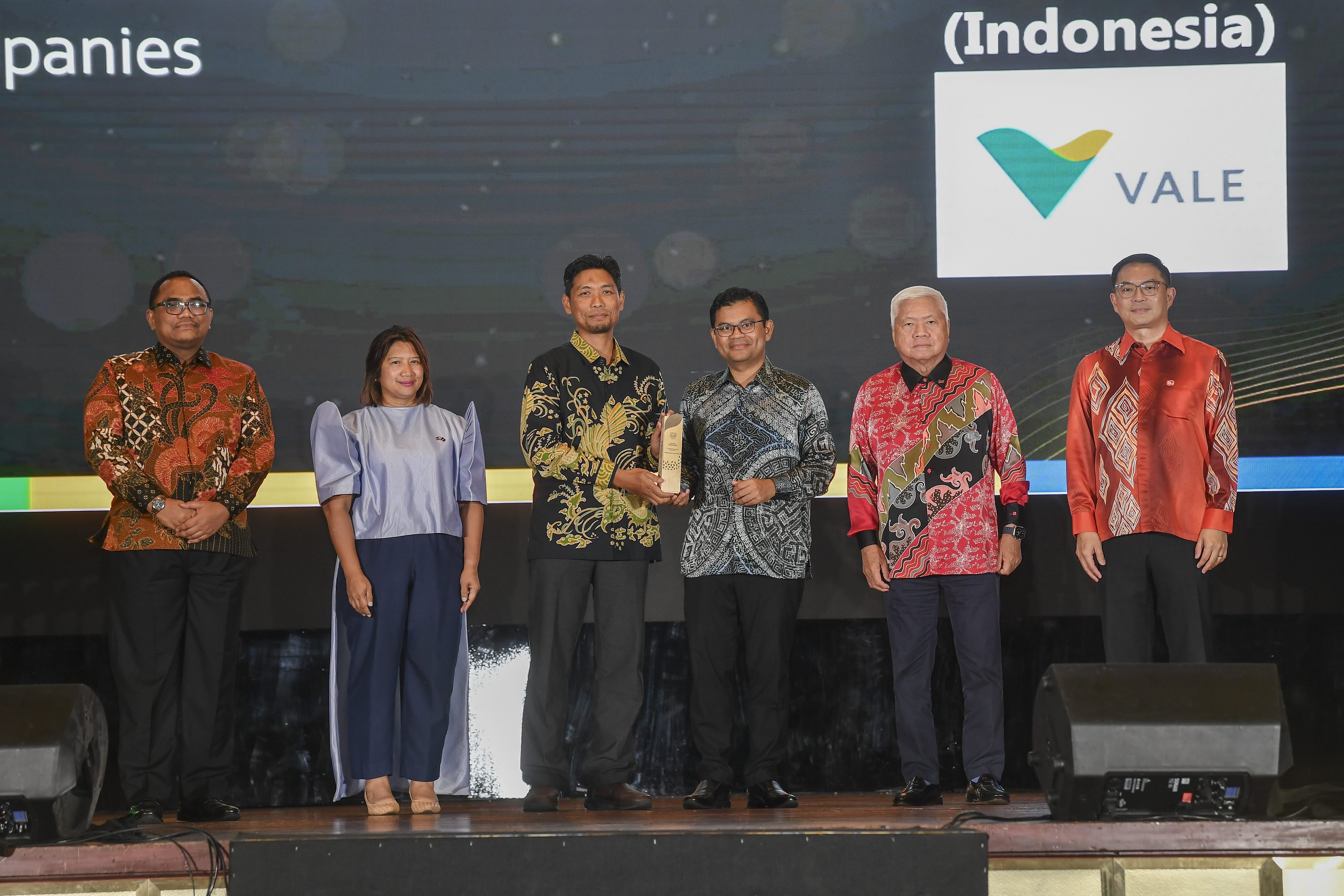 Setting a Global Benchmark for Responsible Mining, PT Vale Indonesia Wins Gold at Asia ESG Positive Impact Awards 2025 for “Biodiversity Conservation”