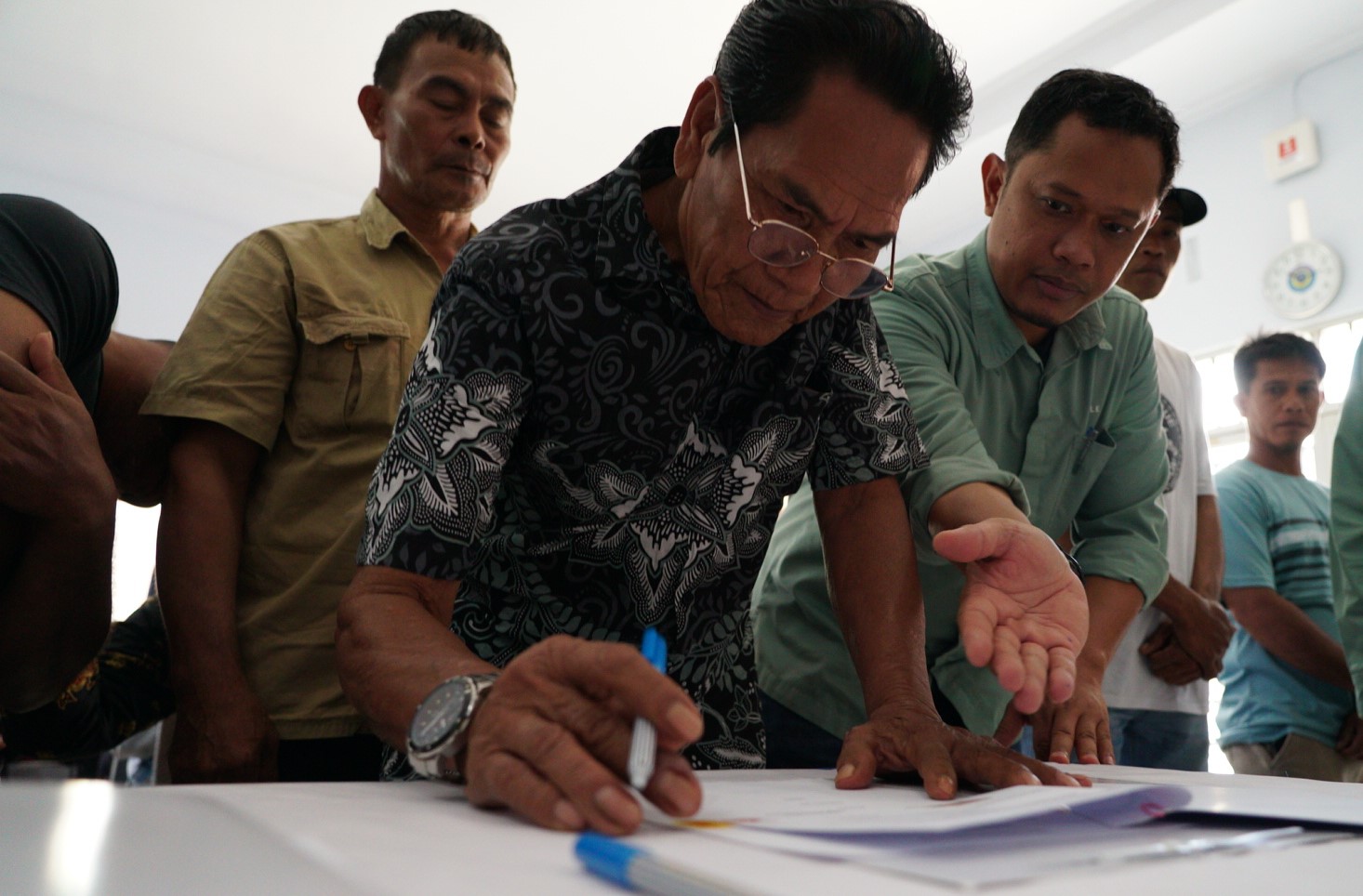 Demonstrating Responsibility: PT Vale Strengthens Recovery Measures Following Oil Pipeline Leak in Towuti