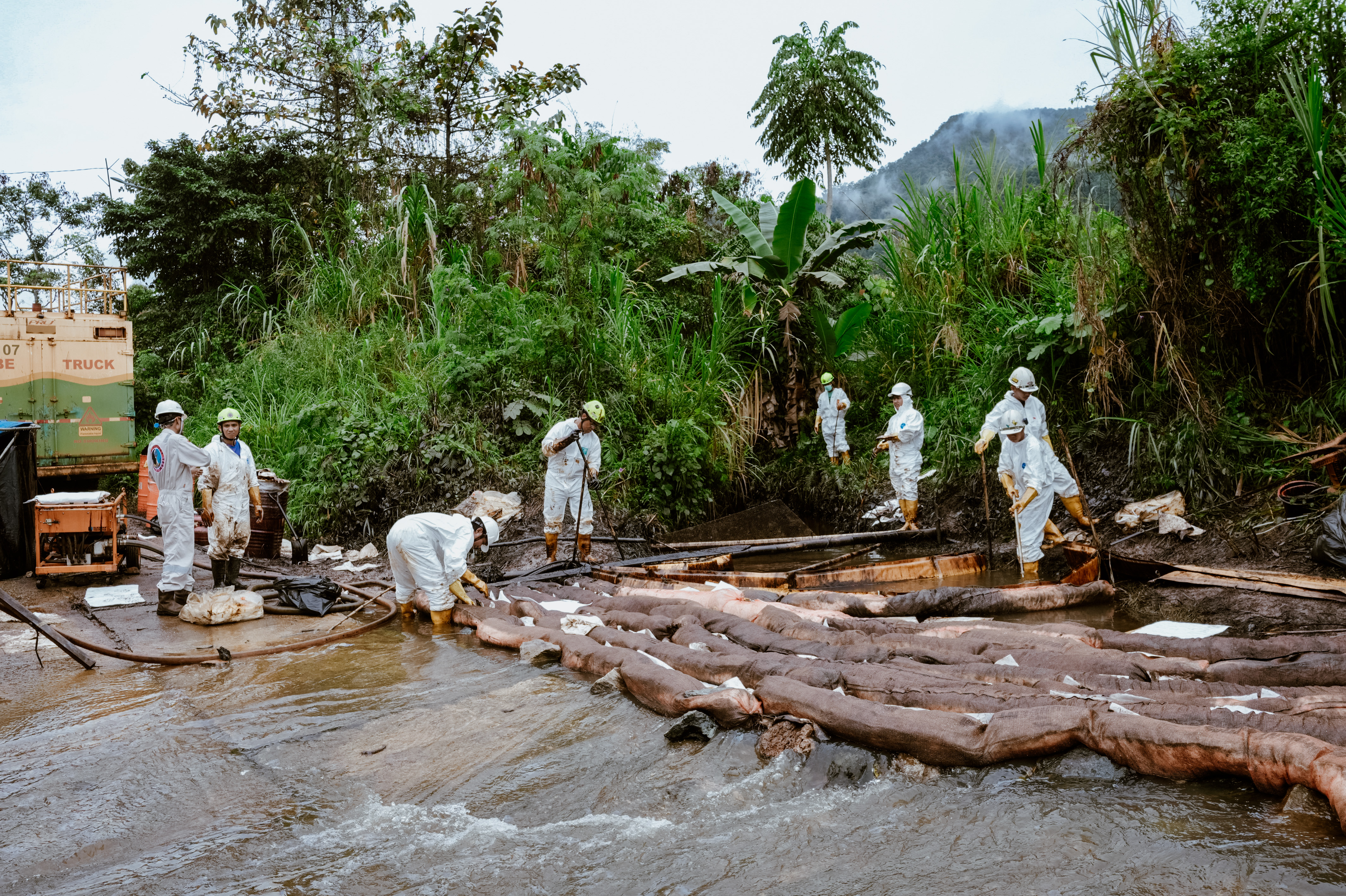 Tangible Recovery Progress in Towuti: PT Vale Completes Six Oil Spill Response Sites